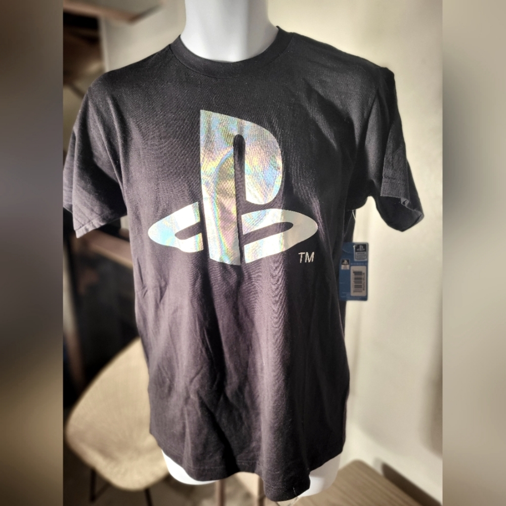 Playstation Official Silver Hologram Logo  Black M T-Shirt NWT VINTAGE 2018